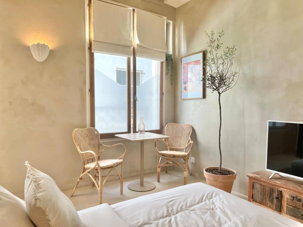 Studio De Charme Pour Un Sejour En Amoureux - 2P - Flat-Guest Paris Exterior photo